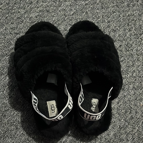 UGG Slippers - Picture 2 of 2